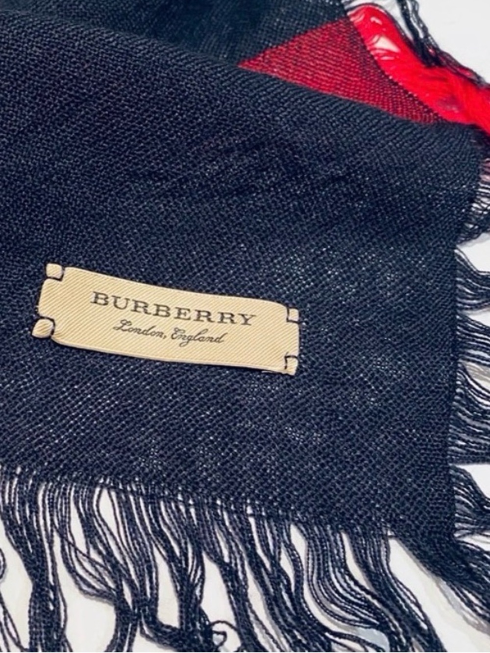 BURBERRY LONDON HOUSR CHECK WRAP / SCARF. - Picture 13 of 16